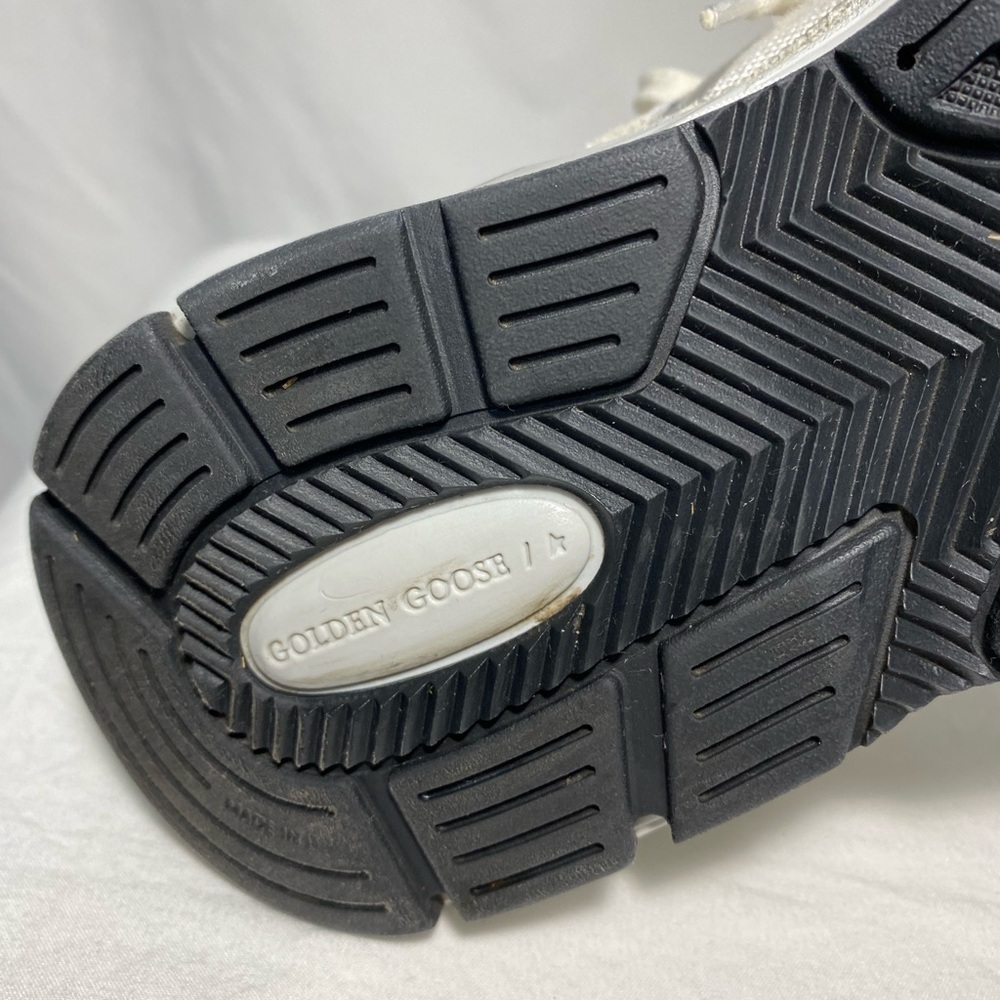 Golden GOOSE *NEW*  Dad Star Sneakers white and grey suede with white star Sz 38 - Picture 13 of 17